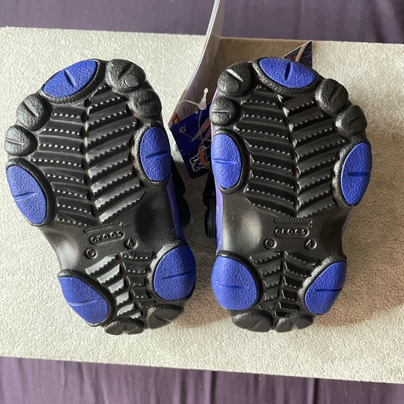 Space Jam Crocs - Picture 2 of 5